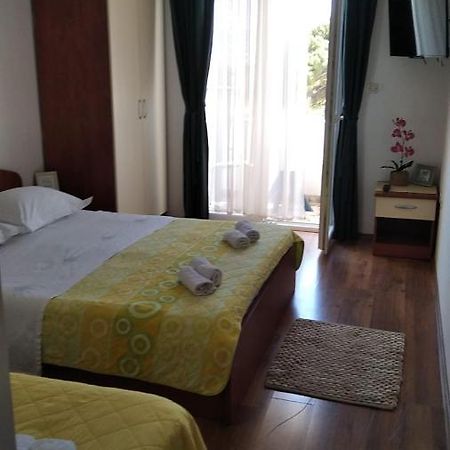 Apartman Mare Drvenik  Exterior foto