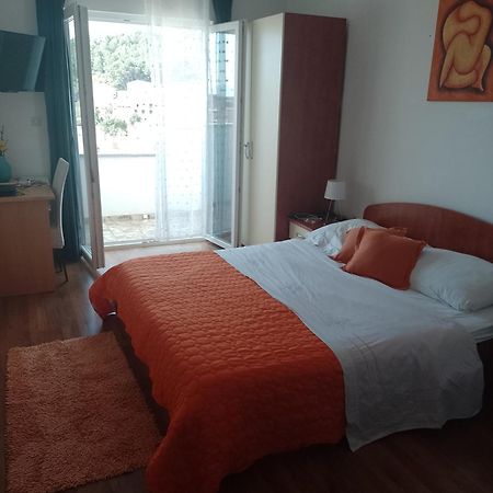Apartman Mare Drvenik  Exterior foto