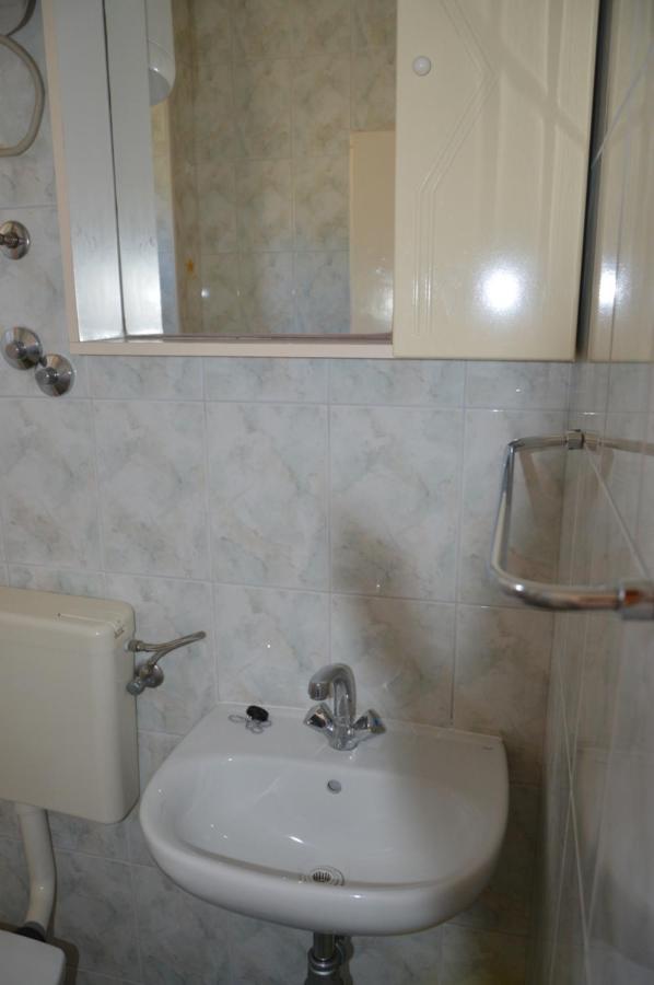 Apartman Mare Drvenik  Exterior foto