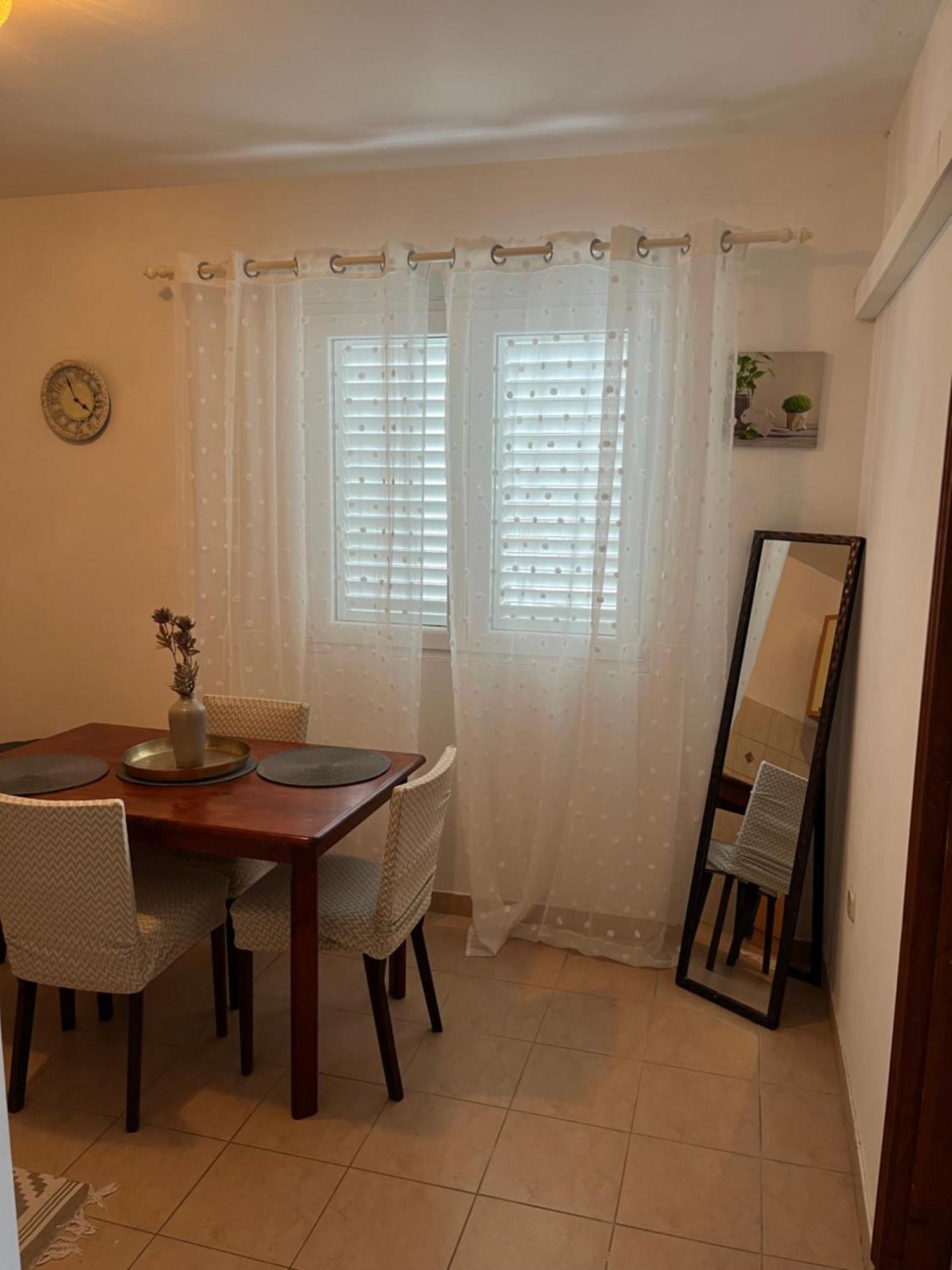 Apartman Mare Drvenik  Exterior foto